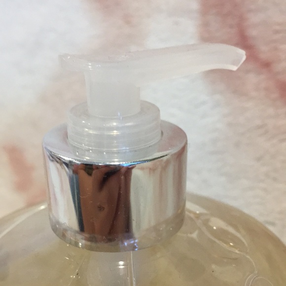 Warm Vanilla Easter Bunny Spring Designer Hand Soap Pump Colorant Free 26 oz NWT - Picture 7 of 12